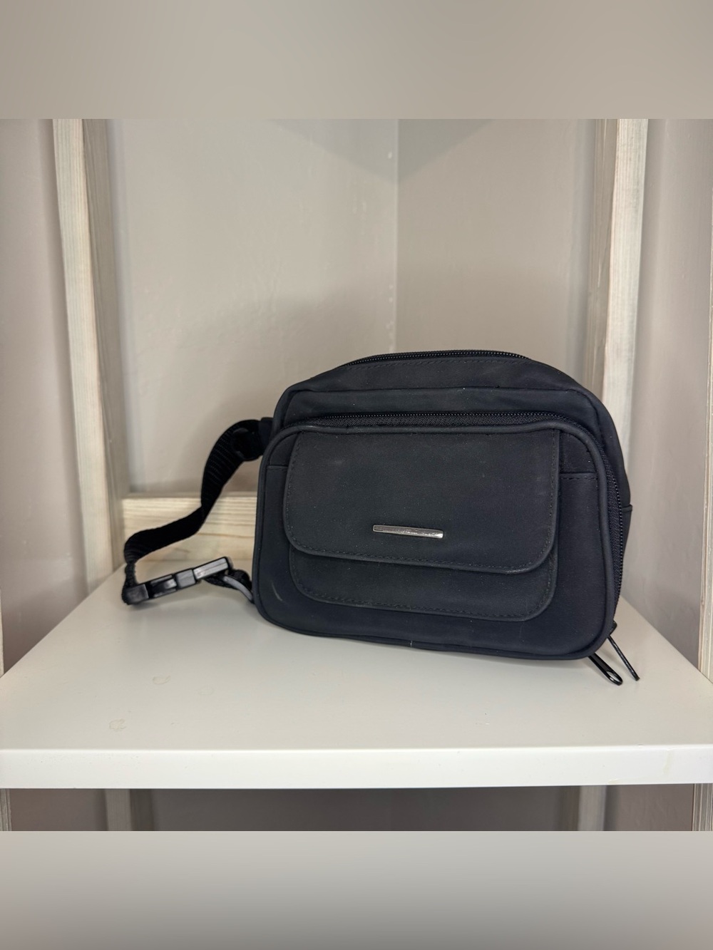 Black Men's Crossbody Shoulder Bag - Versatile Everyday Carry
